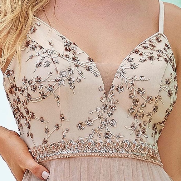 EVER PRETTY NWT MAXI A-LINE SEQUIN EMBROIDERED FORMAL EVENING DRESS - Picture 3 of 14